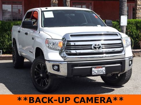 Used 2016 Toyota Tundra SR5 RWD image 2