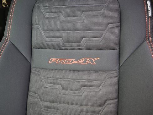 New 2026 Nissan Frontier PRO-4X w/ Pro-4x Convenience Package image 14