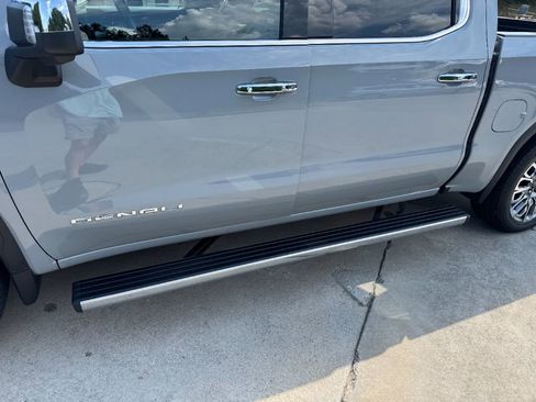 Used 2025 GMC Sierra 1500 Denali Ultimate AWD/4WD image 13