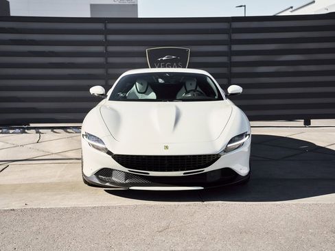 Used 2022 Ferrari Roma Base image 14