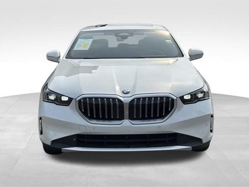 Used 2024 BMW 530i xDrive w/ Convenience Package AWD/4WD image 13