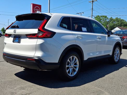Used 2023 Honda CR-V EX image 4