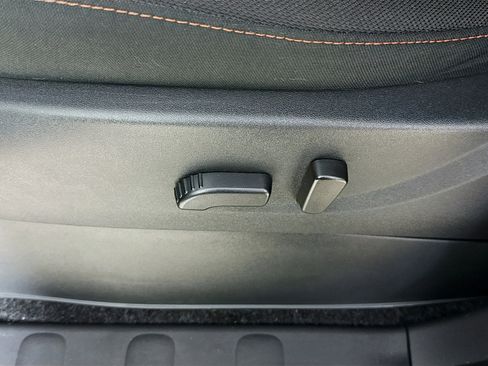 Used 2024 Nissan Frontier Pro-X image 24