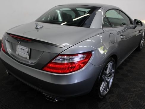 Used 2014 Mercedes-Benz SLK 250 image 31
