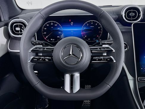 New 2026 Mercedes-Benz GLC 300 image 17