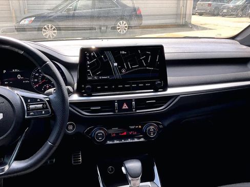 Used 2024 Kia Forte GT-Line image 7