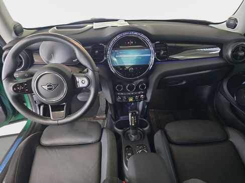 Used 2024 MINI Cooper SE image 12