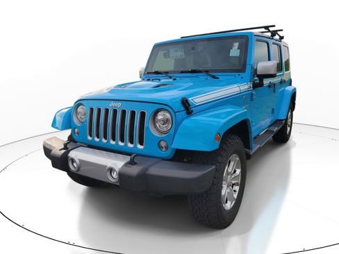Used 2017 Jeep Wrangler Unlimited Sahara w/ Quick Order Package 24E Chief AWD/4WD image 3
