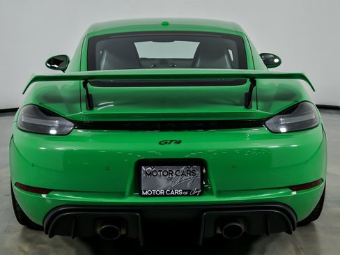 Used 2022 Porsche 718 Cayman GT4 image 11