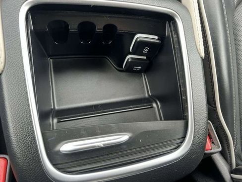 Used 2022 Chrysler Pacifica Limited image 14