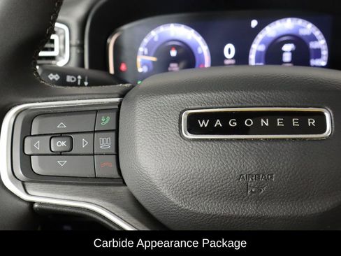 Used 2025 Jeep Wagoneer L Series II w/ Convenience Group I image 8