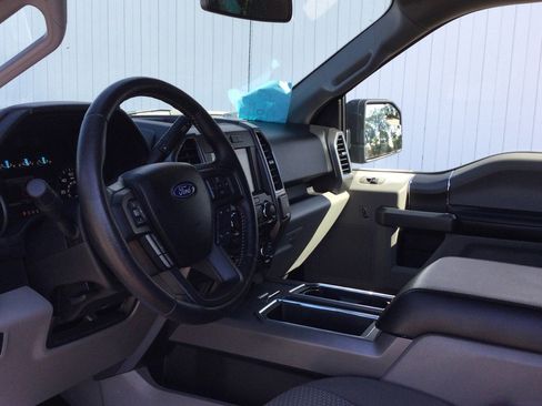 Used 2018 Ford F150 XLT w/ Equipment Group 302A Luxury image 10