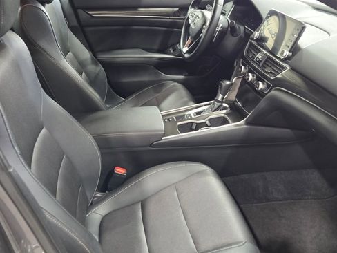 Used 2019 Honda Accord Sport image 7