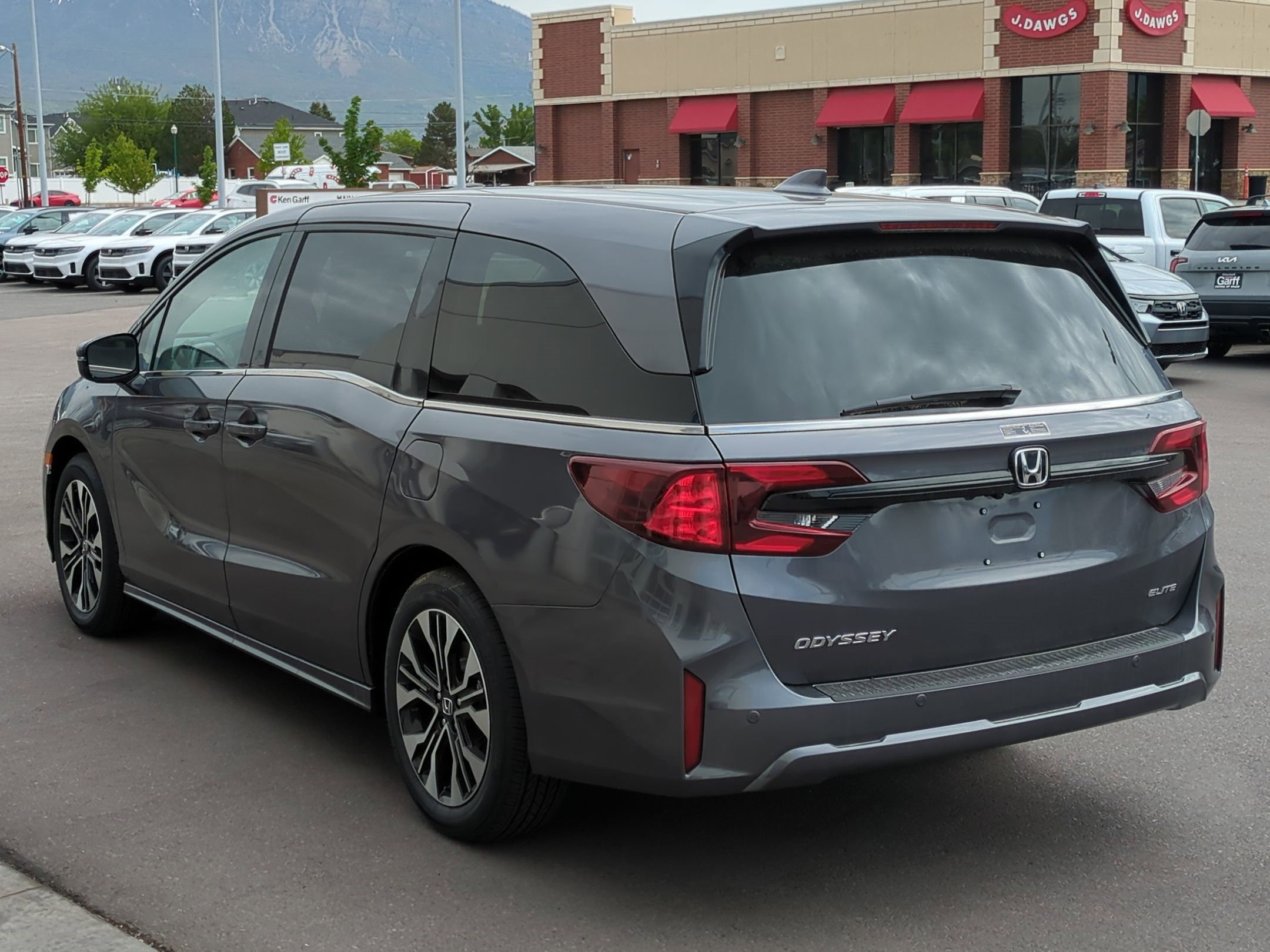 New 2027 Honda Odyssey Elite image 7