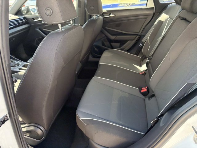 Certified 2025 Volkswagen Jetta Sport FWD image 8