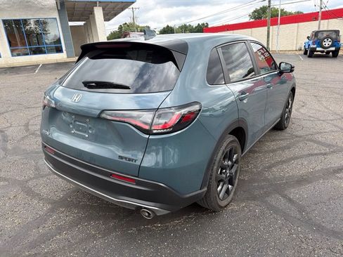 Used 2024 Honda HR-V Sport image 7