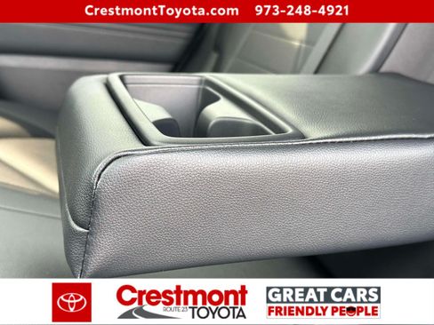 Certified 2026 Toyota Highlander XLE AWD/4WD image 10