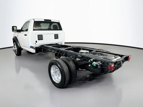 New 2026 RAM 5500 Tradesman w/ Chrome Appearance Group AWD/4WD image 5