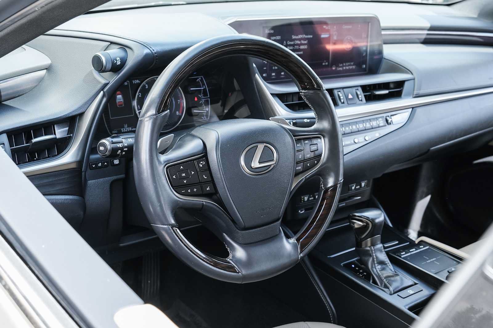 Used 2019 Lexus ES 350 w/ Premium Package FWD image 21