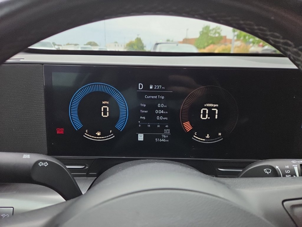 Used 2024 Hyundai Kona SEL AWD/4WD image 7