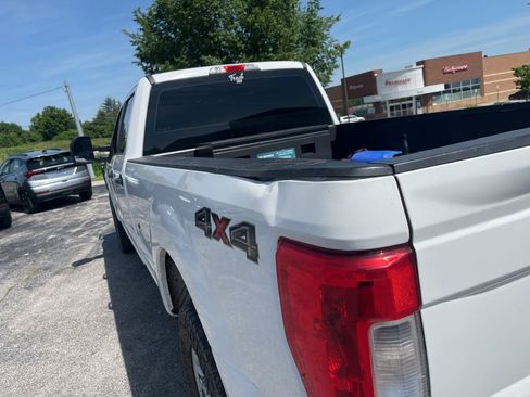 Used 2018 Ford F250 XL w/ Power Equipment Group AWD/4WD image 41