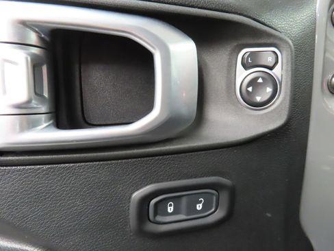 Used 2021 Jeep Gladiator Sport AWD/4WD image 46