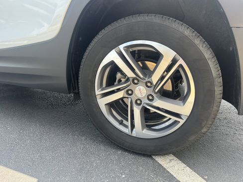 Used 2021 GMC Terrain SLT image 5