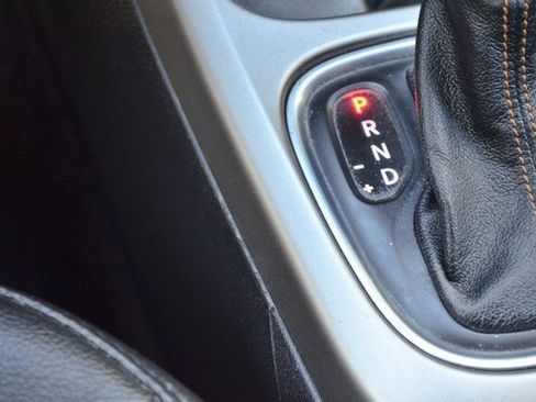 Used 2020 Jeep Compass Latitude w/ Cold Weather Group image 29