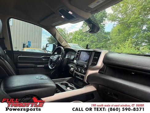 Used 2019 RAM 1500 Laramie AWD/4WD image 15