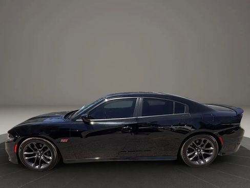Used 2023 Dodge Charger Scat Pack w/ Plus Group RWD image 2