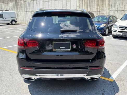 Used 2021 Mercedes-Benz GLC 300 4MATIC image 5