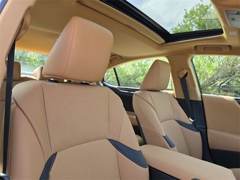 New 2025 Lexus ES 350 w/ Premium Package image 11