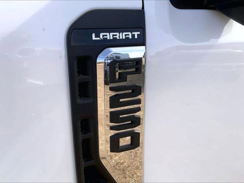 New 2026 Ford F250 Lariat w/ Lariat Premium Package AWD/4WD image 15