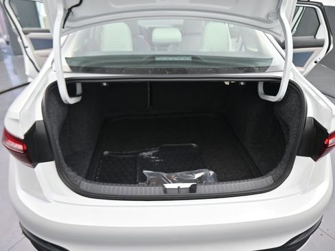 New 2026 Volkswagen Jetta SE image 39