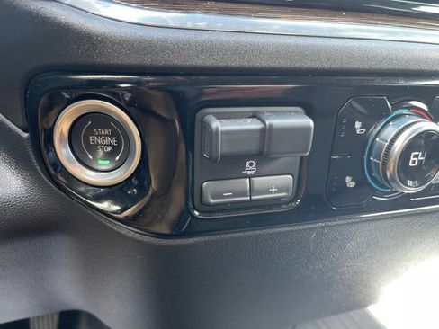 Used 2024 GMC Sierra 2500 SLE w/ SLE Value Package; AWD/4WD image 26