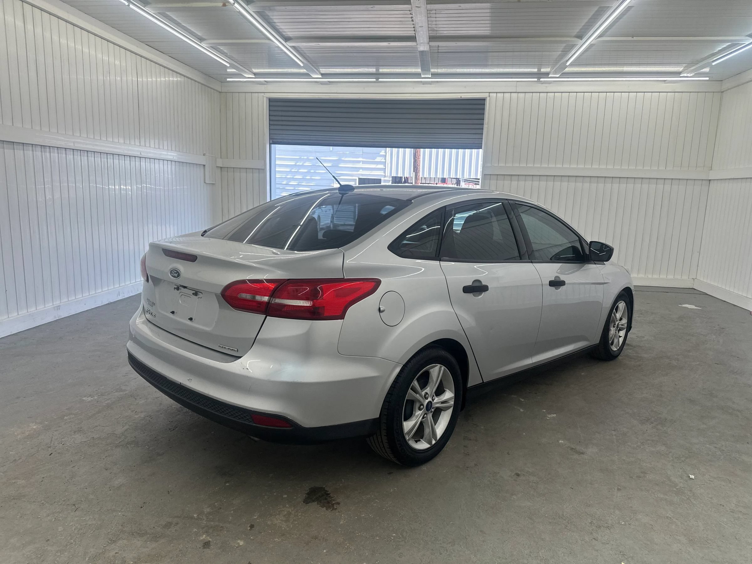 Used 2016 Ford Focus S FWD image 5
