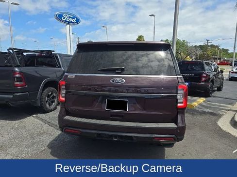 Used 2023 Ford Expedition Limited image 6