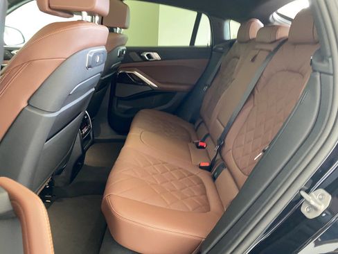 New 2026 BMW X6 xDrive40i w/ Climate Comfort Package image 13