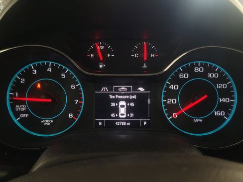 Used 2018 Chevrolet Cruze LS image 23