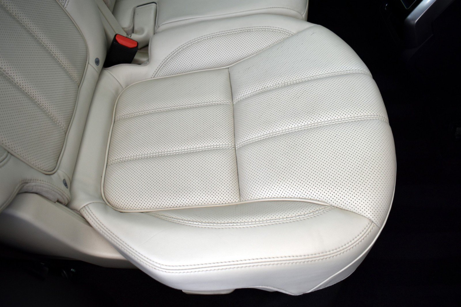 Used 2015 Land Rover Range Rover Sport HSE AWD/4WD image 37