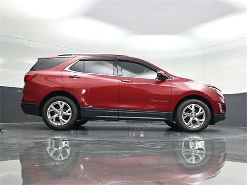Used 2019 Chevrolet Equinox LT image 36