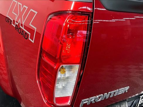 Used 2015 Nissan Frontier SV w/ SV Value Truck Package AWD/4WD image 26