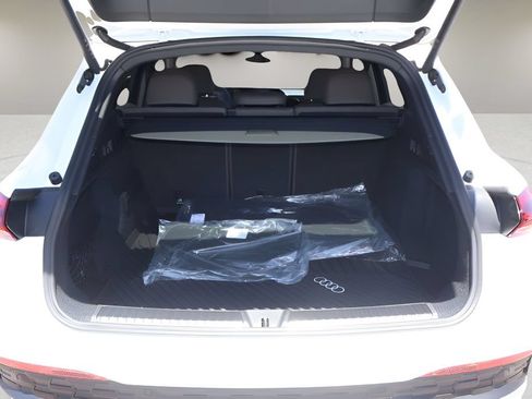 New 2026 Audi Q5 Premium w/ Convenience Package AWD/4WD image 15