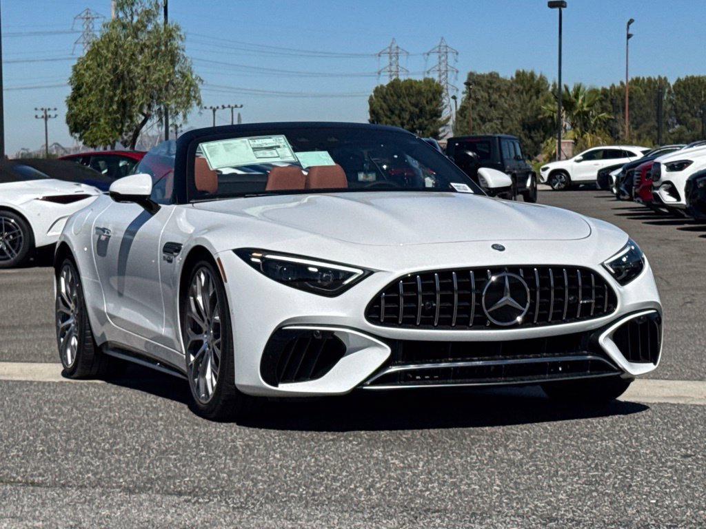 New 2026 Mercedes-Benz SL 63 AMG 4MATIC image 4