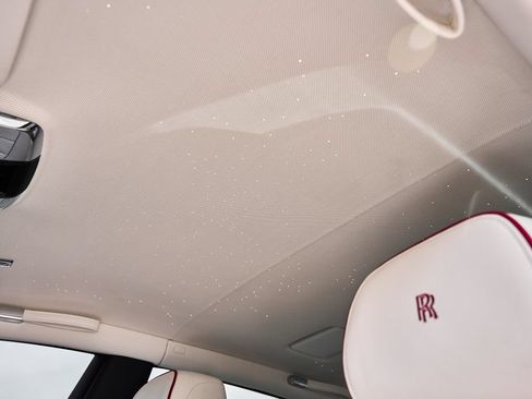 Used 2023 Rolls-Royce Phantom Sedan RWD image 64