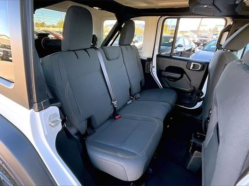 Used 2024 Jeep Wrangler Sport S image 25