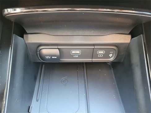 New 2025 Kia Telluride S image 36