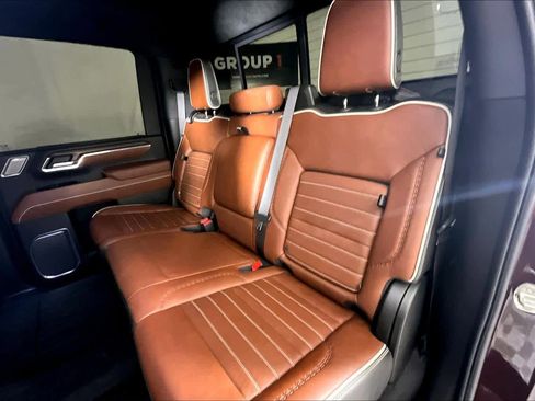 Used 2024 GMC Sierra 3500 Denali Ultimate image 19