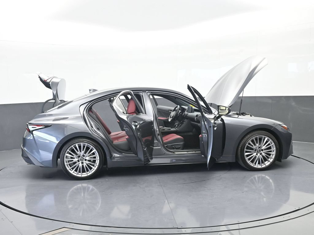 Used 2025 Lexus IS 300 w/ Premium Package RWD image 78