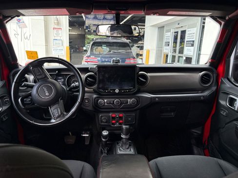 Used 2019 Jeep Wrangler Unlimited Sport S AWD/4WD image 20